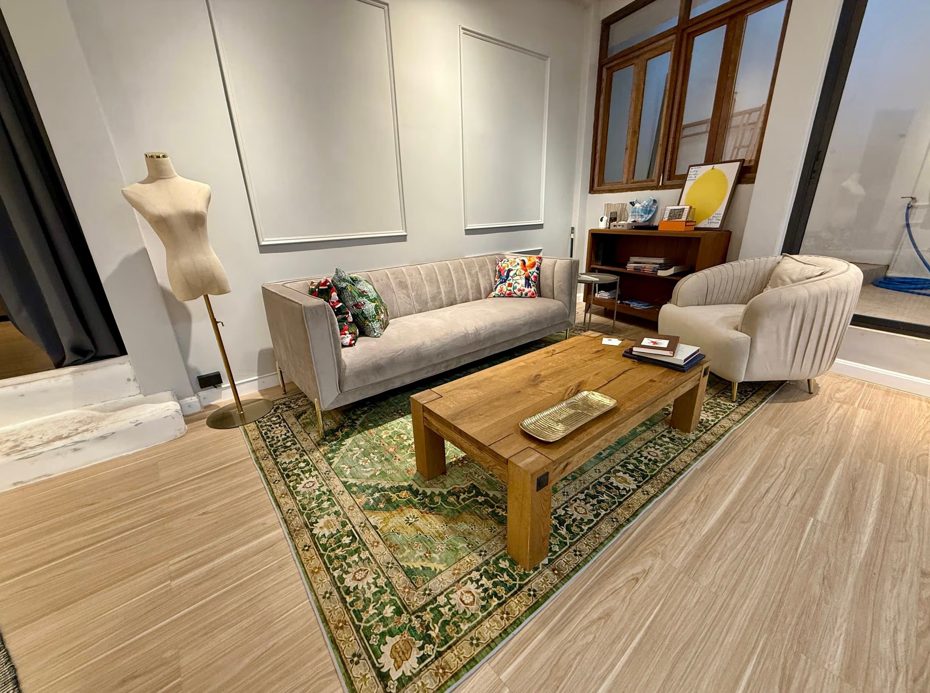 LALEDA Tailor Atelier