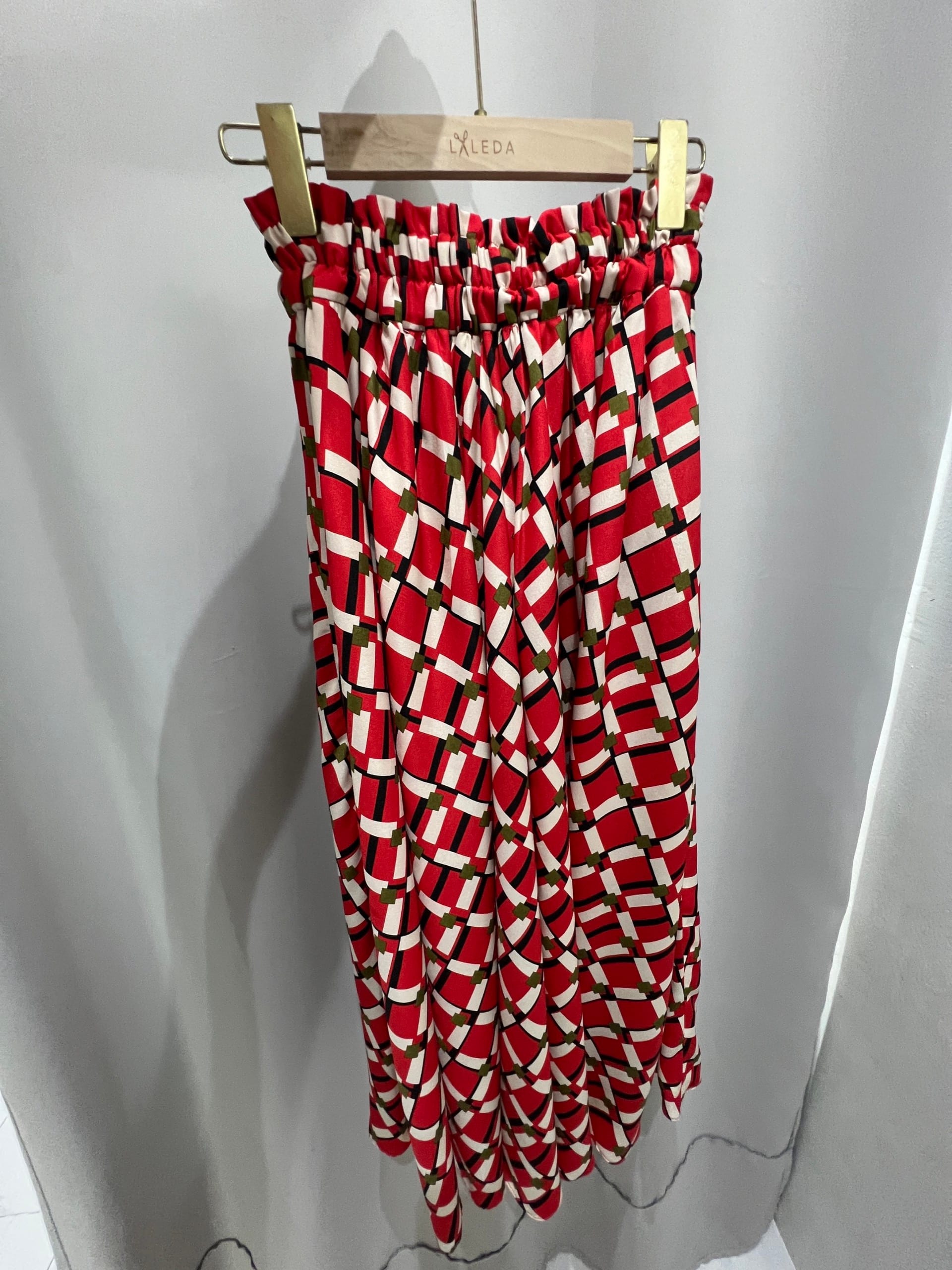 Red geometric print gathered midi skirt