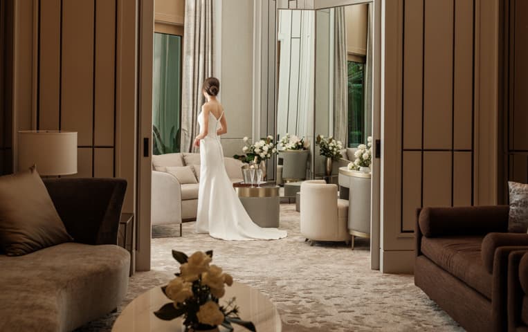 15 Beautiful Places to Get Married in Bangkok, and the Dress for Each